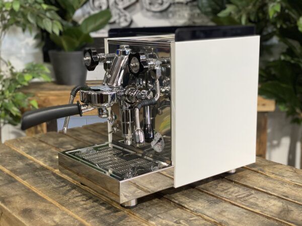 Astoria-Loft-1-Group-White-New-Espresso-Coffee-Machine-1858-Princes-Highway-Clayton-VIC-3168-Coffee-Machine-WarehouseIMG_9694-600×450
