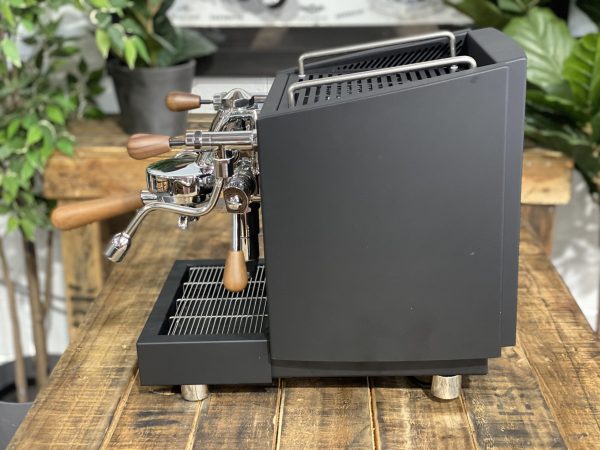 Izzo-Vivi-Duetto-Dual-Boiler-2-Group-Black-Timber-New-Espresso-Coffee-Machine-1858-Princes-Highway-ClaytonIMG_8569-scaled-600×450