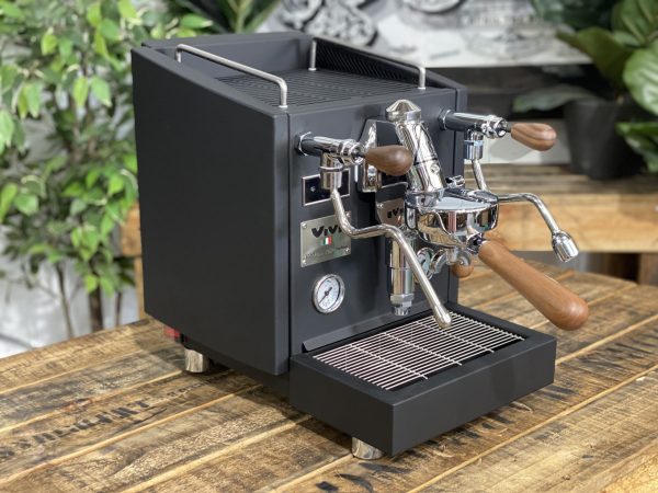 Izzo-Vivi-Duetto-Dual-Boiler-2-Group-Black-Timber-New-Espresso-Coffee-Machine-1858-Princes-Highway-ClaytonIMG_8575-scaled-600×450