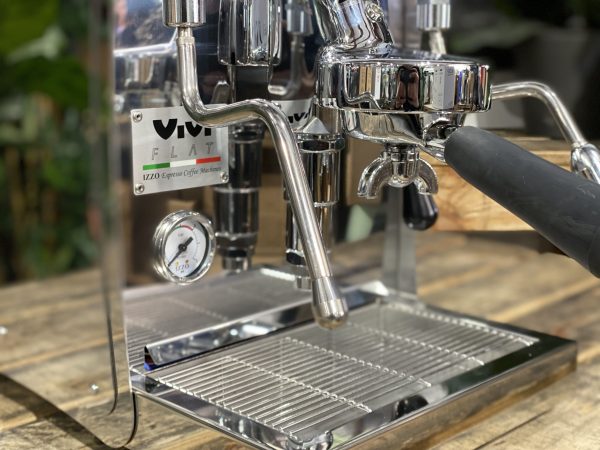 Izzo-Vivi-Flat-1-Group-Stainless-New-Espresso-Coffee-Machine-1858-Princes-Highway-Clayton-VIC-3168-Coffee-Machine-WarehouseIMG_4215-scaled-600×450